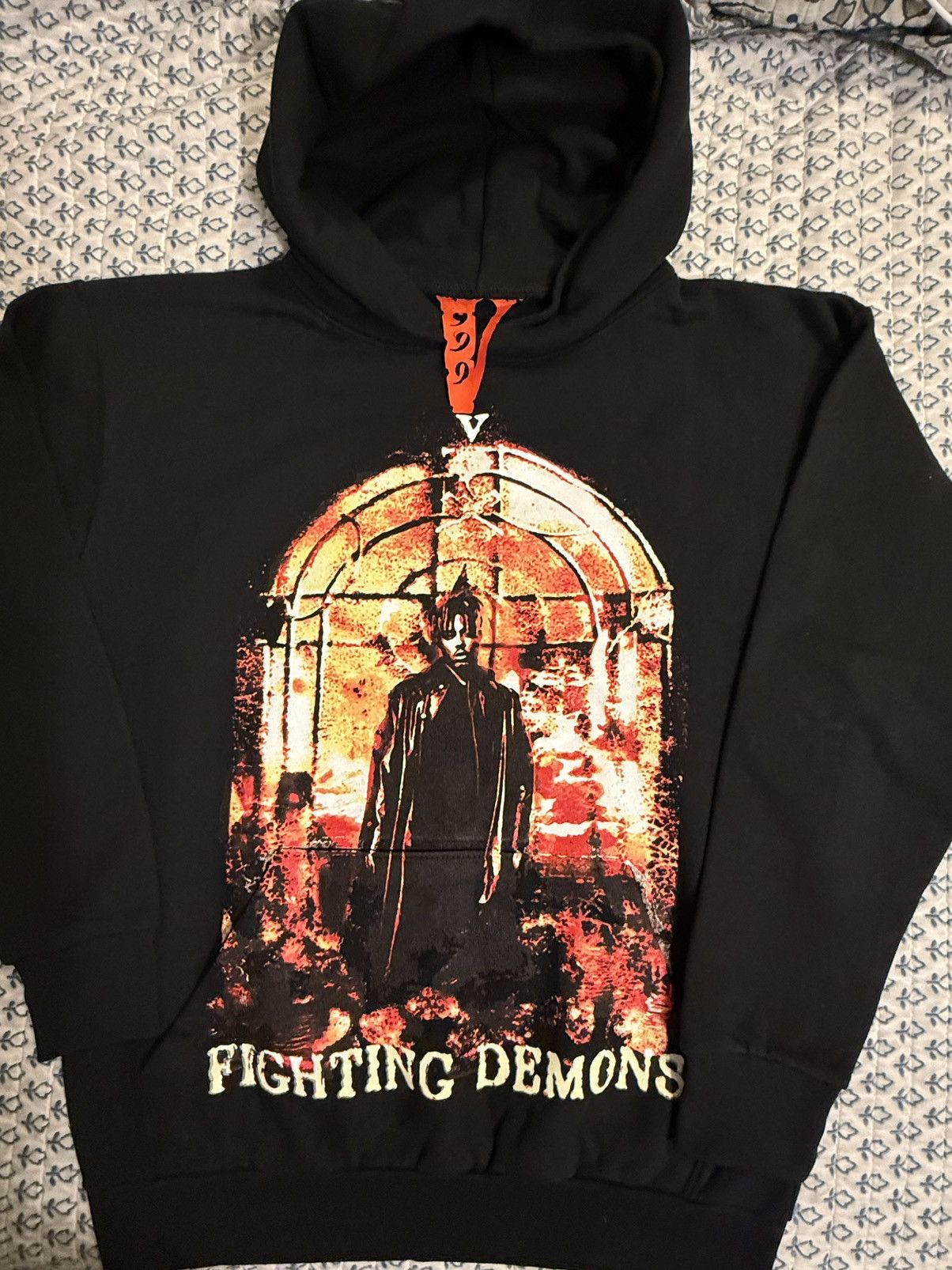 999 Club × Vlone Vlone x Juice WRLD Demon Hoodie size LG Size US L / EU 52-54 / 3 - 1 Thumbnail