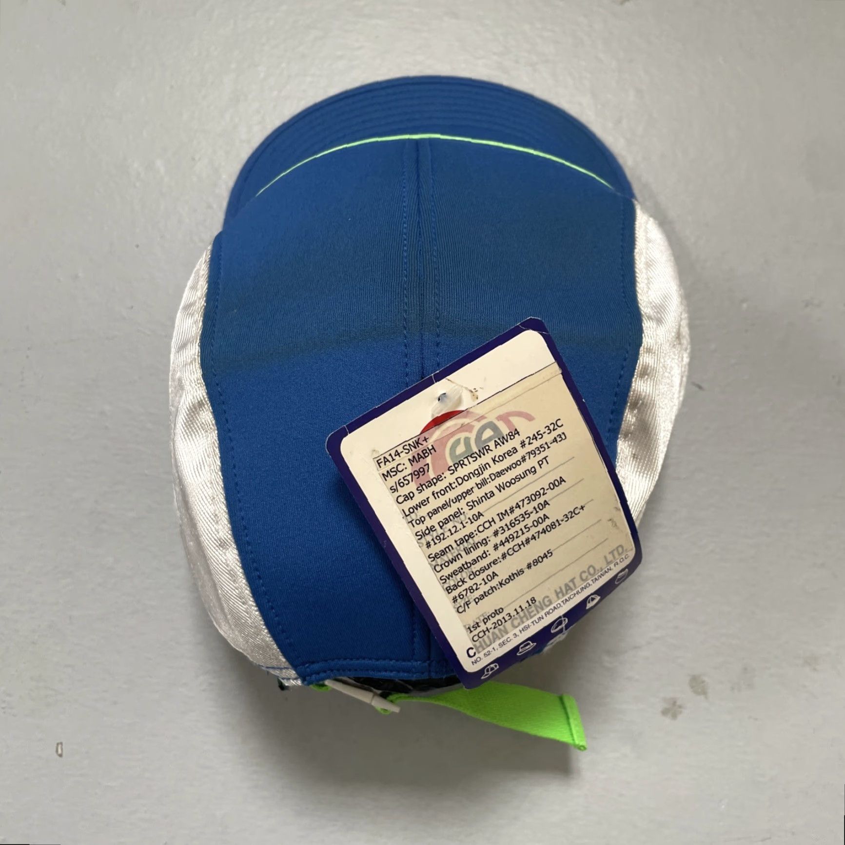 Nike Nike 2014 AW84 Air Huarache 5-Panel Running Training SAMPLE NWT Cap Hat Unisex Adults One Size Multicolor Size ONE SIZE - 5 Thumbnail