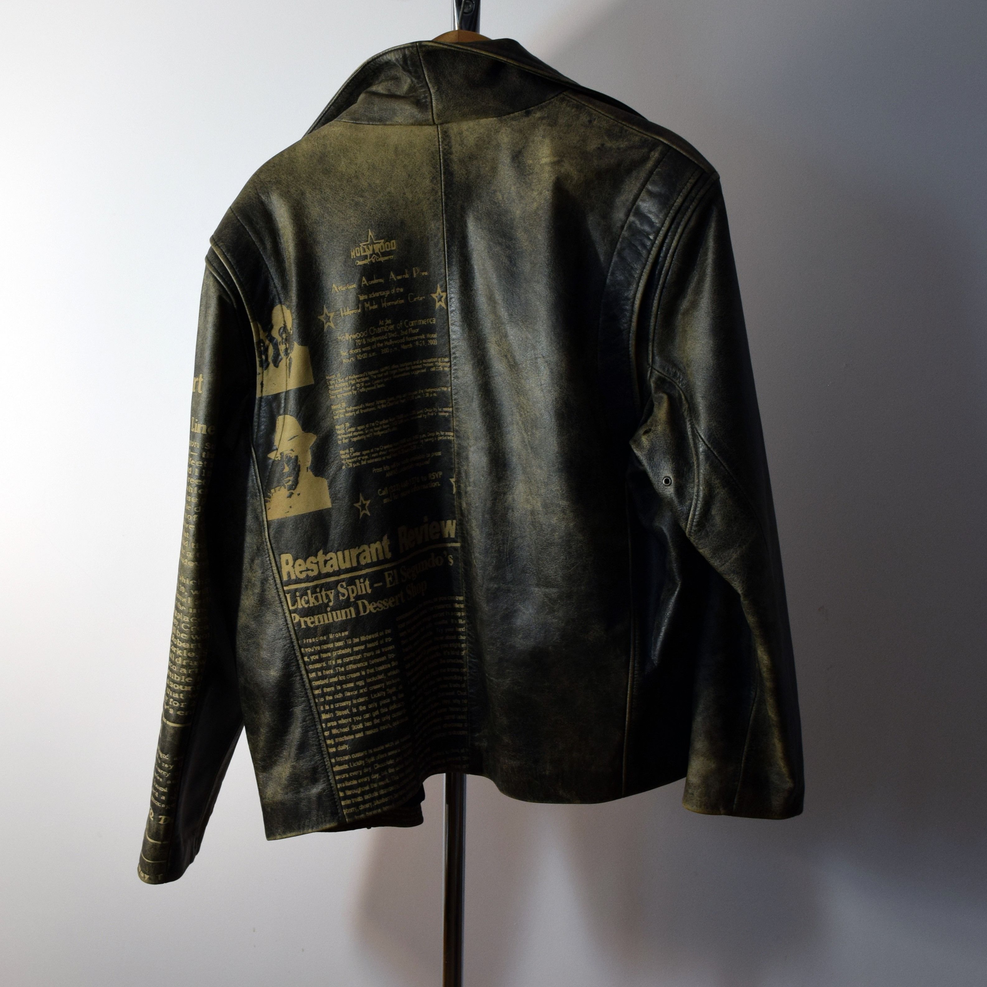 Planet Hollywood × Vintage Vintage 90s Hollywood Newspaper Leather Jacket Galliano Size US L / EU 52-54 / 3 - 4 Thumbnail