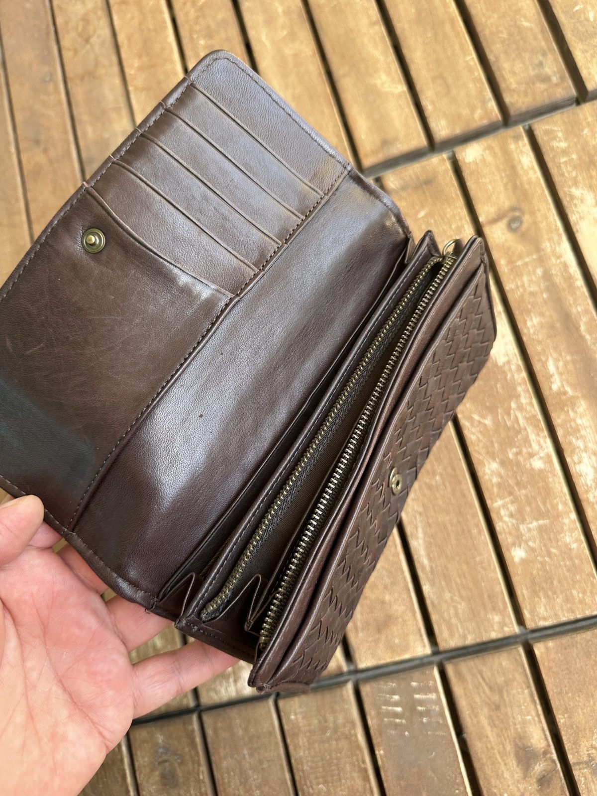 Japanese Brand Japanese Intrecciato Style Leather Wallet Size ONE SIZE - 5 Thumbnail