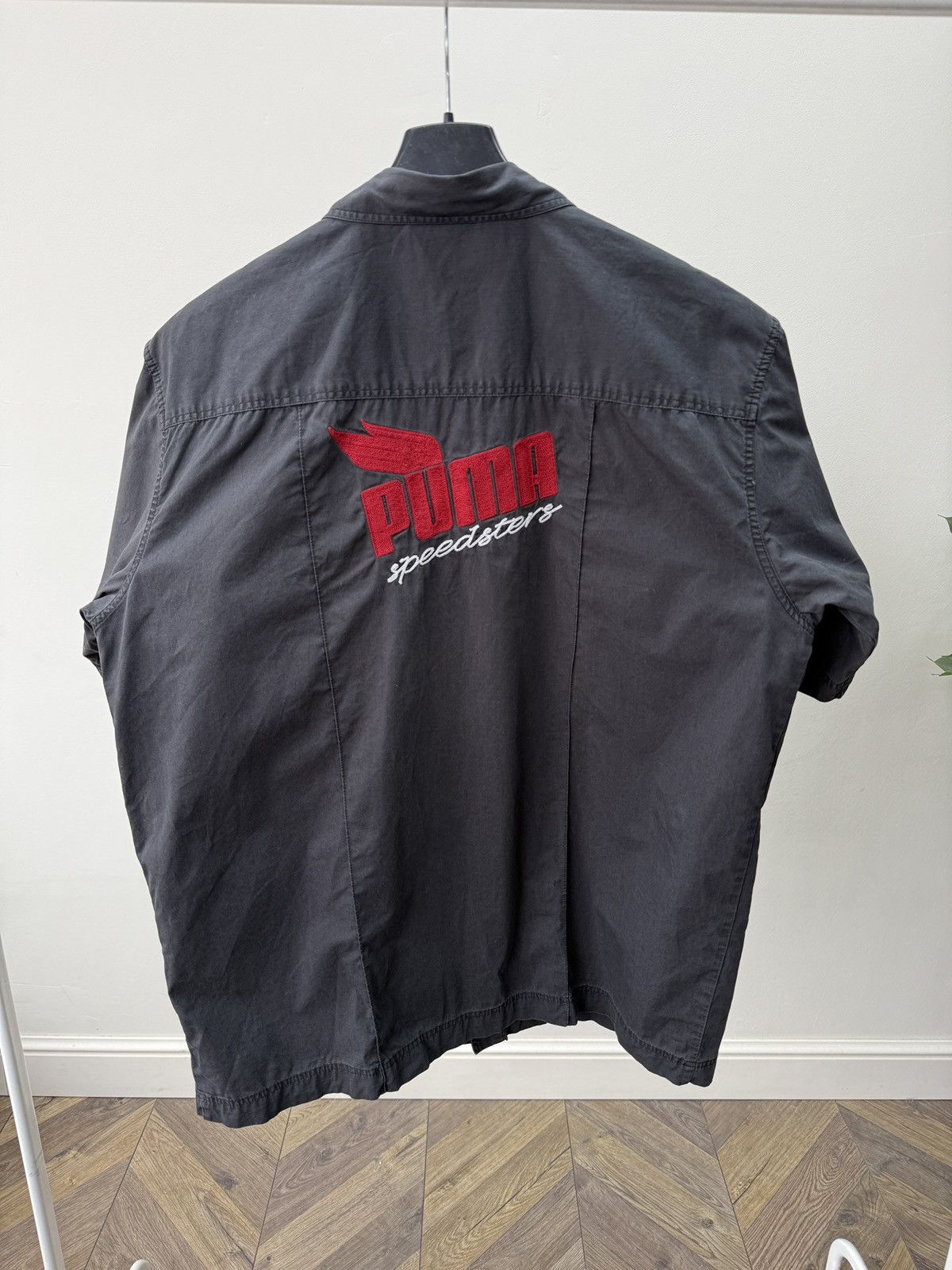 Puma Vintage Puma Speedsters Faded Short Sleeve Button Up Shirt Size US M / EU 48-50 / 2 - 9 Thumbnail