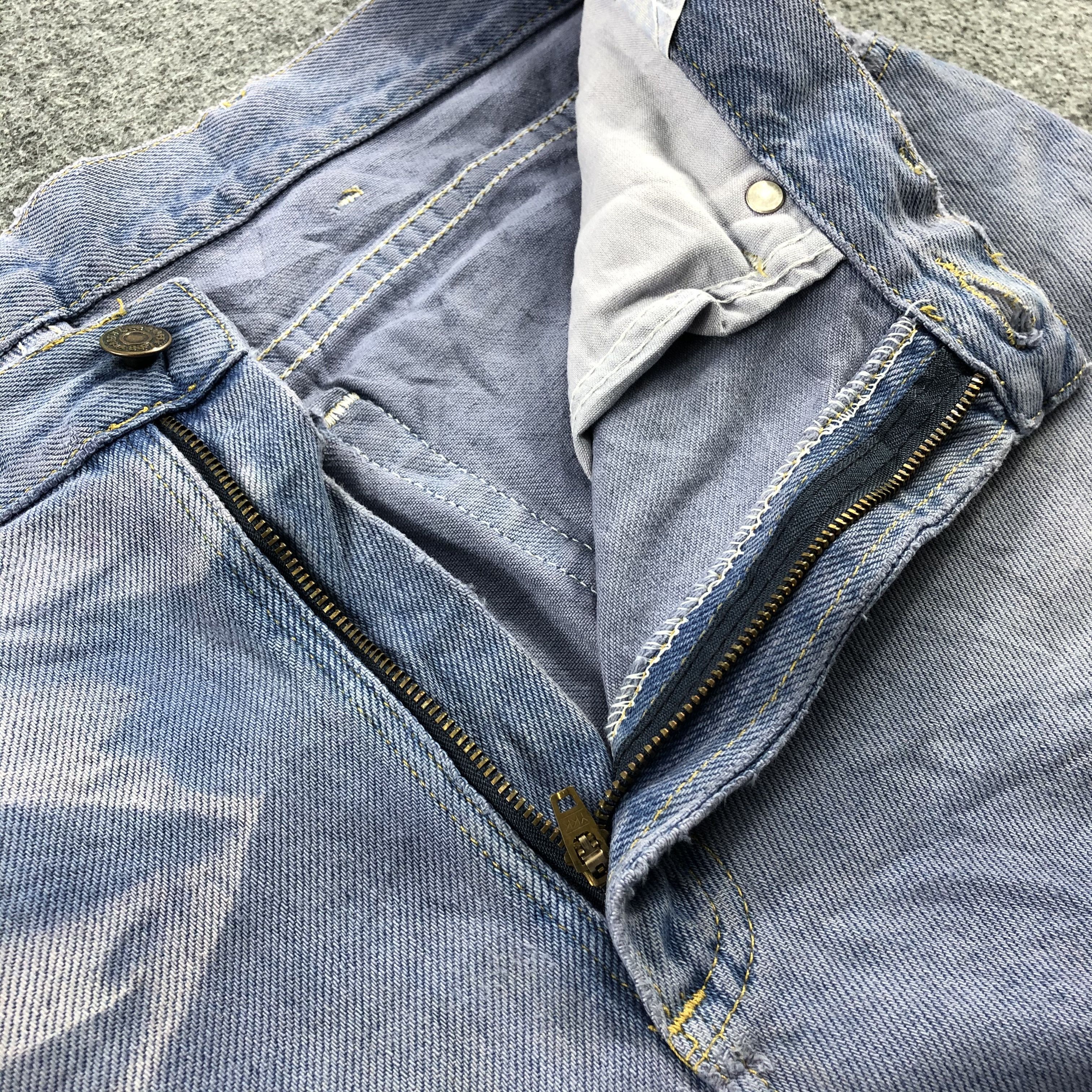 Lee Vintage Lee Jeans Faded Distressed Hem Denim KJ454 Size US 35 - 9 Thumbnail