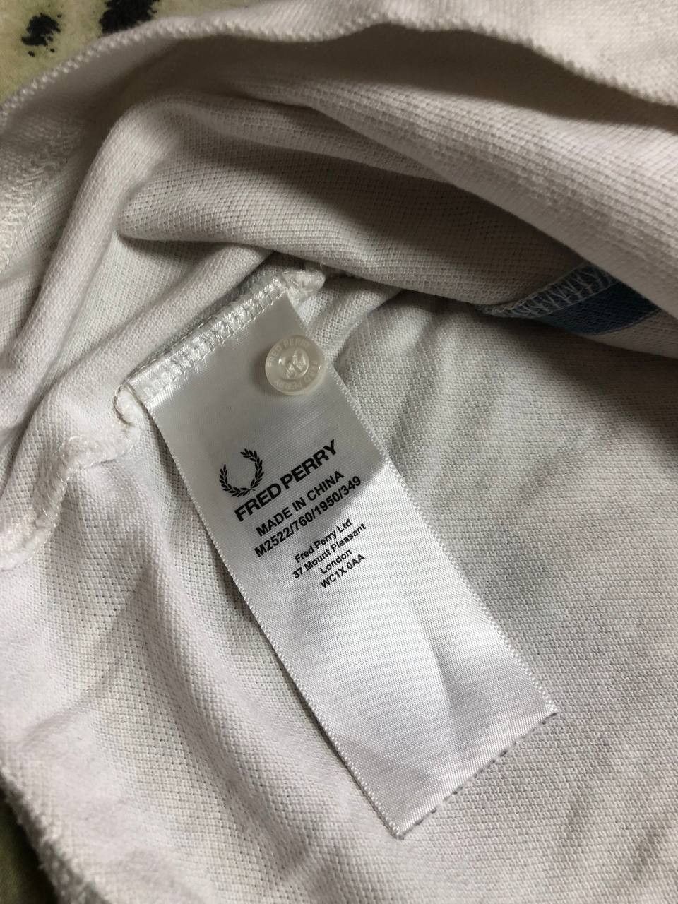 Fred Perry Fred Perry Striped Rare Polo Shirt CASUAL STREETWEAR Size US XXL / EU 58 / 5 - 3 Thumbnail