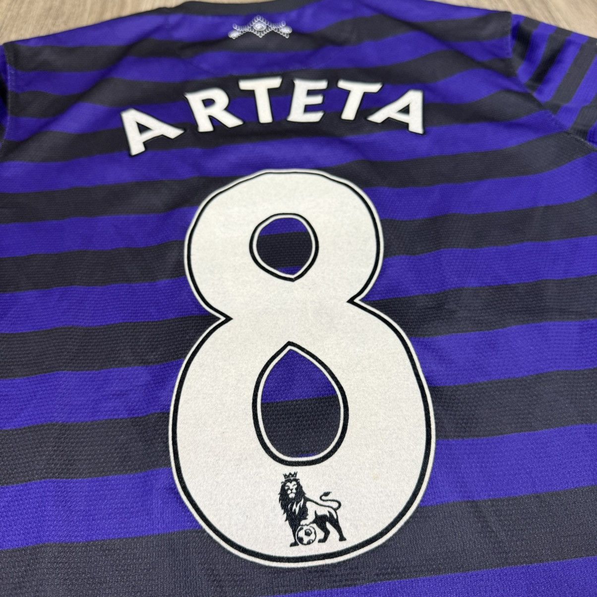 Nike Arsenal 12/13 away shirt #8 Arteta Size US S / EU 44-46 / 1 - 6 Thumbnail