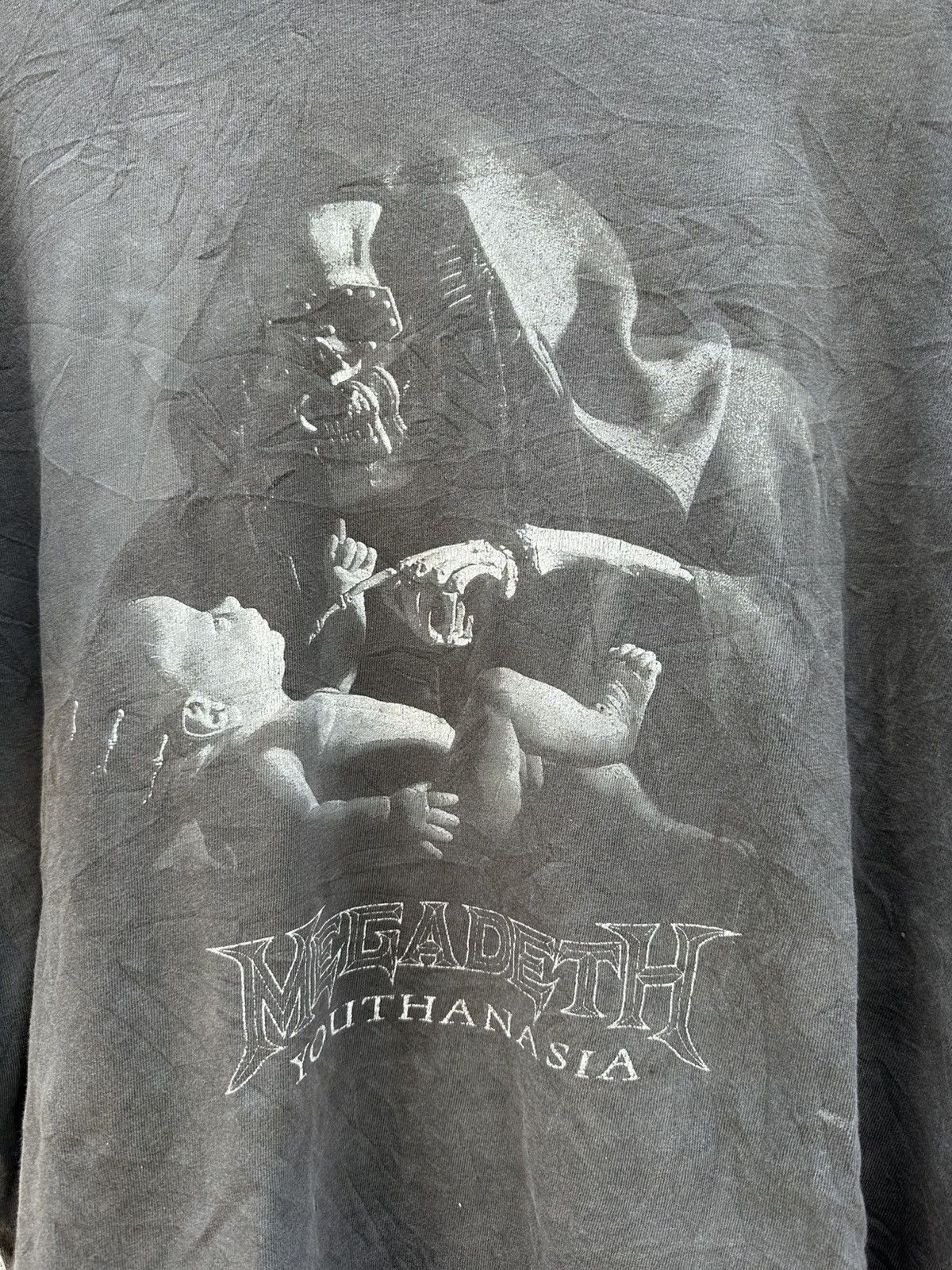 Band Tees 1994 vintage Megadeth Vic Rattlehead Youthanasia T-shirt Size US XL / EU 56 / 4 - 2 Thumbnail
