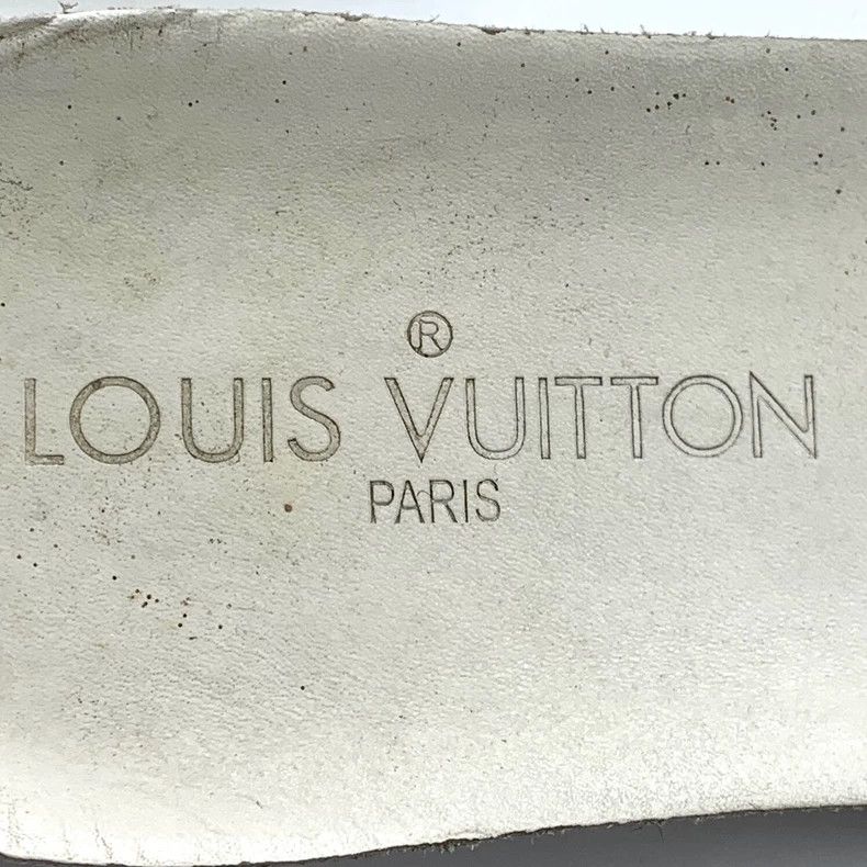 Louis Vuitton Louis Vuitton White logo print lace up casual sports shoes Size US 5.5 / EU 38 - 7 Thumbnail