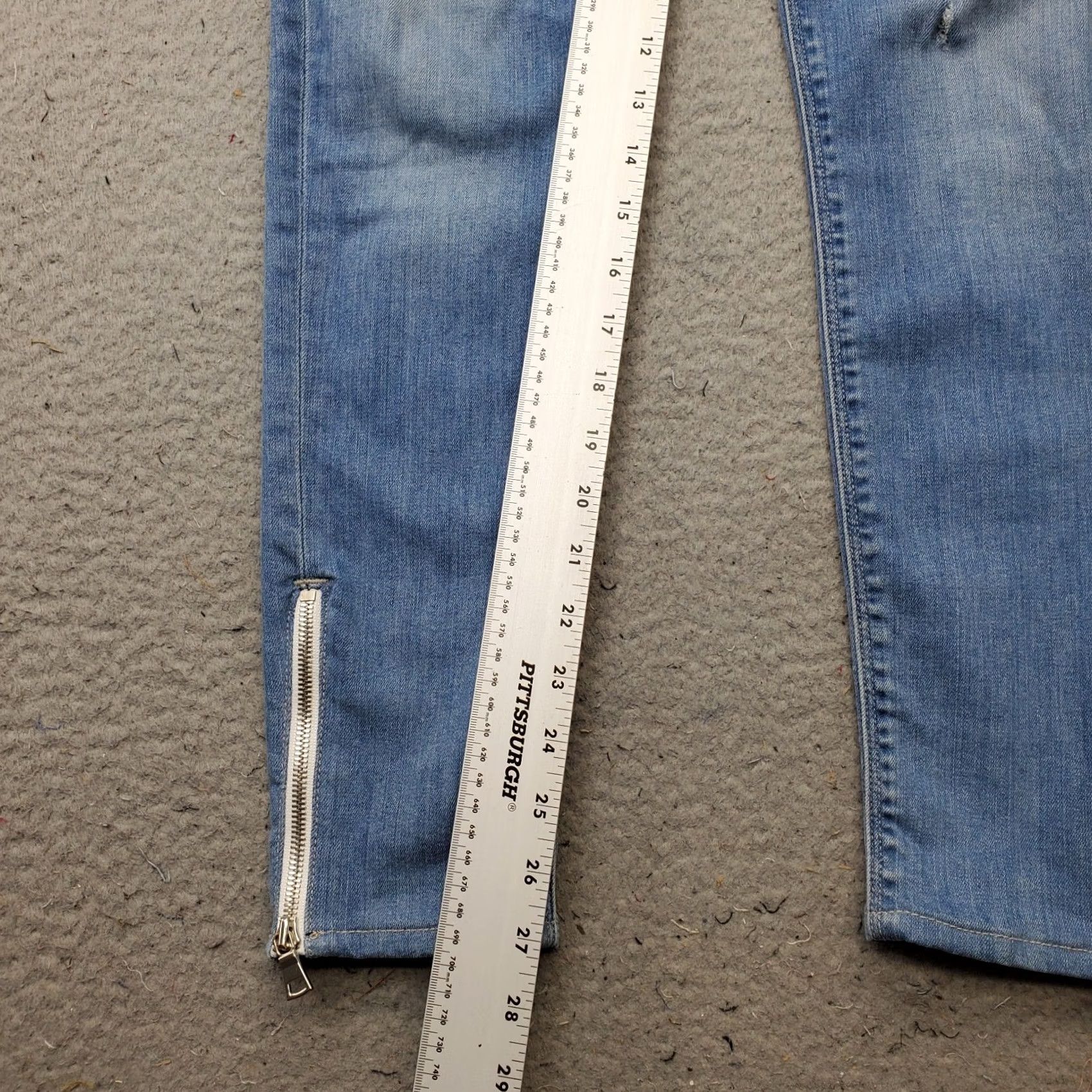 Hudson Hudson Jeans Womens 27 Blue Denim Distressed Comfort Krista Ankle Zip Skinny Leg Size 27" / US 4 / IT 40 - 4 Thumbnail