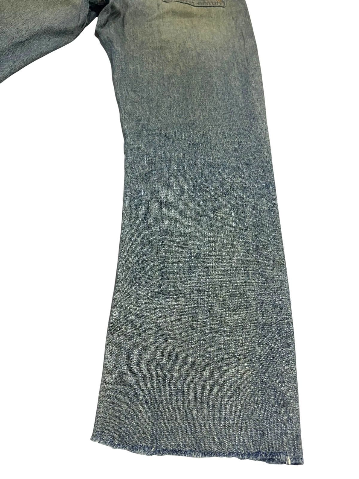 If Six Was Nine × Japanese Brand × Le Grande Bleu (L.G.B.) VINTAGE BURBERRY RUSTY BLUE WASH DISTRESSED DENIM Size US 32 / EU 48 - 11 Thumbnail