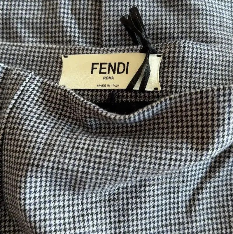Fendi Fendi Black Checkered Long Skirt for Women . Size 23" - 6 Thumbnail