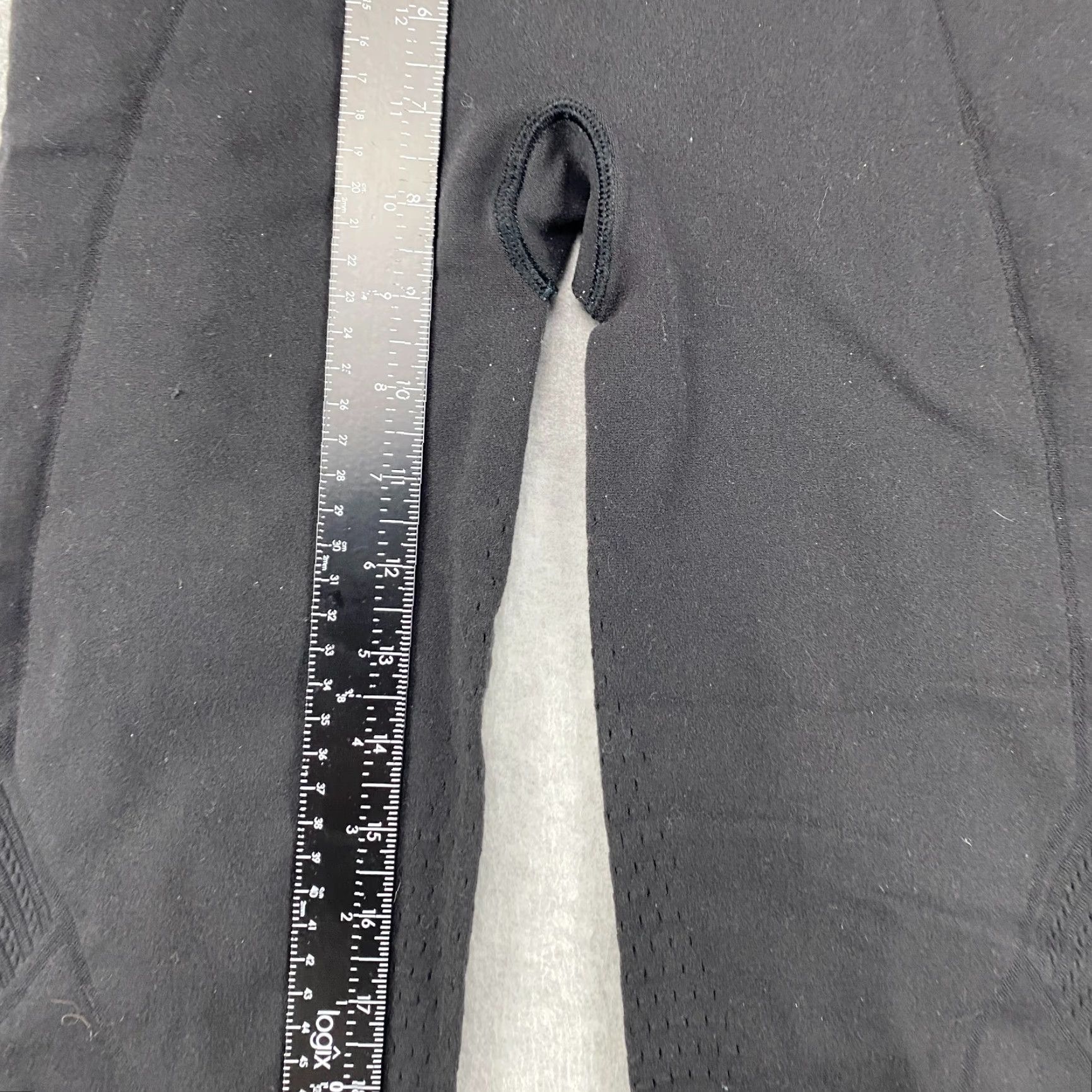 Lululemon Lululemon Athletica Compression Seamless Leggings Womens 2 Black Logo Waistband Athleisure Modern Yoga Gym Running Size 26" / US 2 / IT 38 - 5 Thumbnail