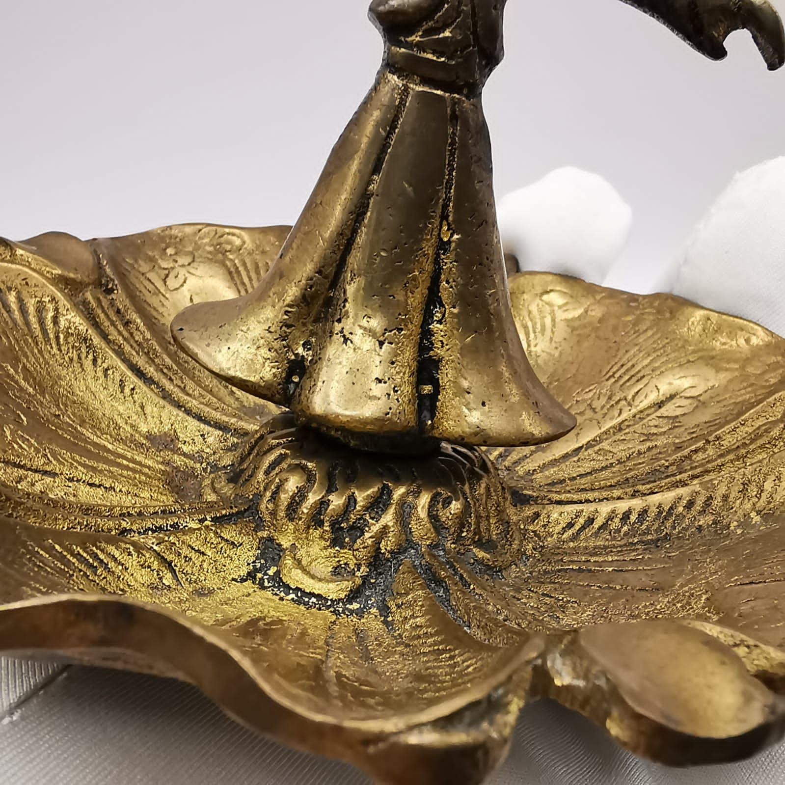 Vintage Vintage used Ashtray "Dervish Dance" Handmade, Bronze 405g Size ONE SIZE - 6 Thumbnail