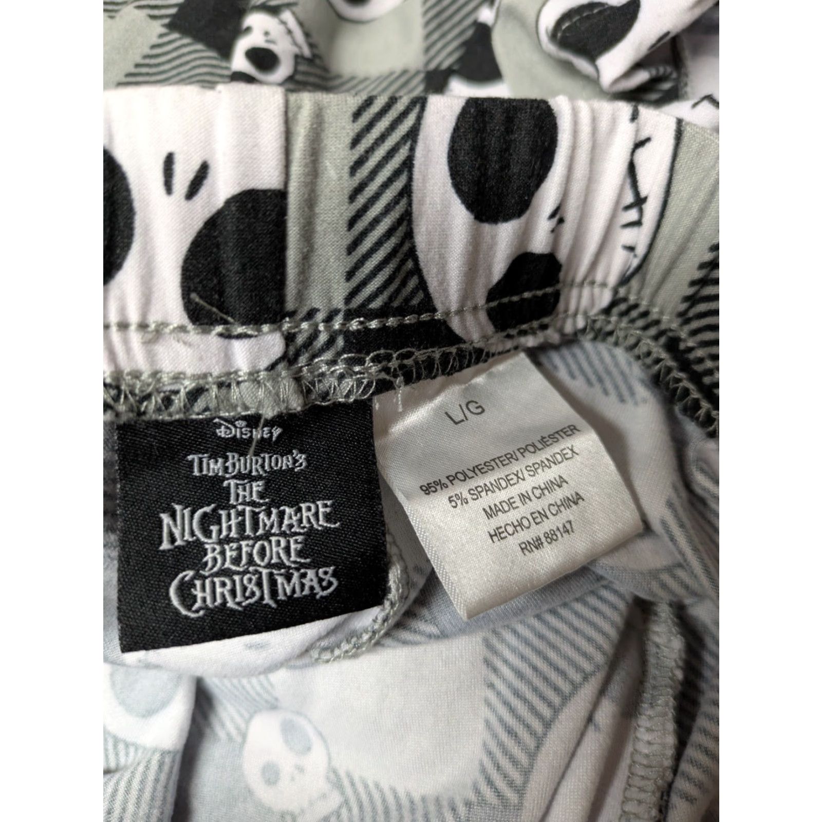 Disney Nightmare Before Christmas Disney Women's Pajama Lounge Shorts L Multicolor Christmas Halloween Jack Skellington Printed Graphic Size L / US 10 / IT 46 - 2 Thumbnail
