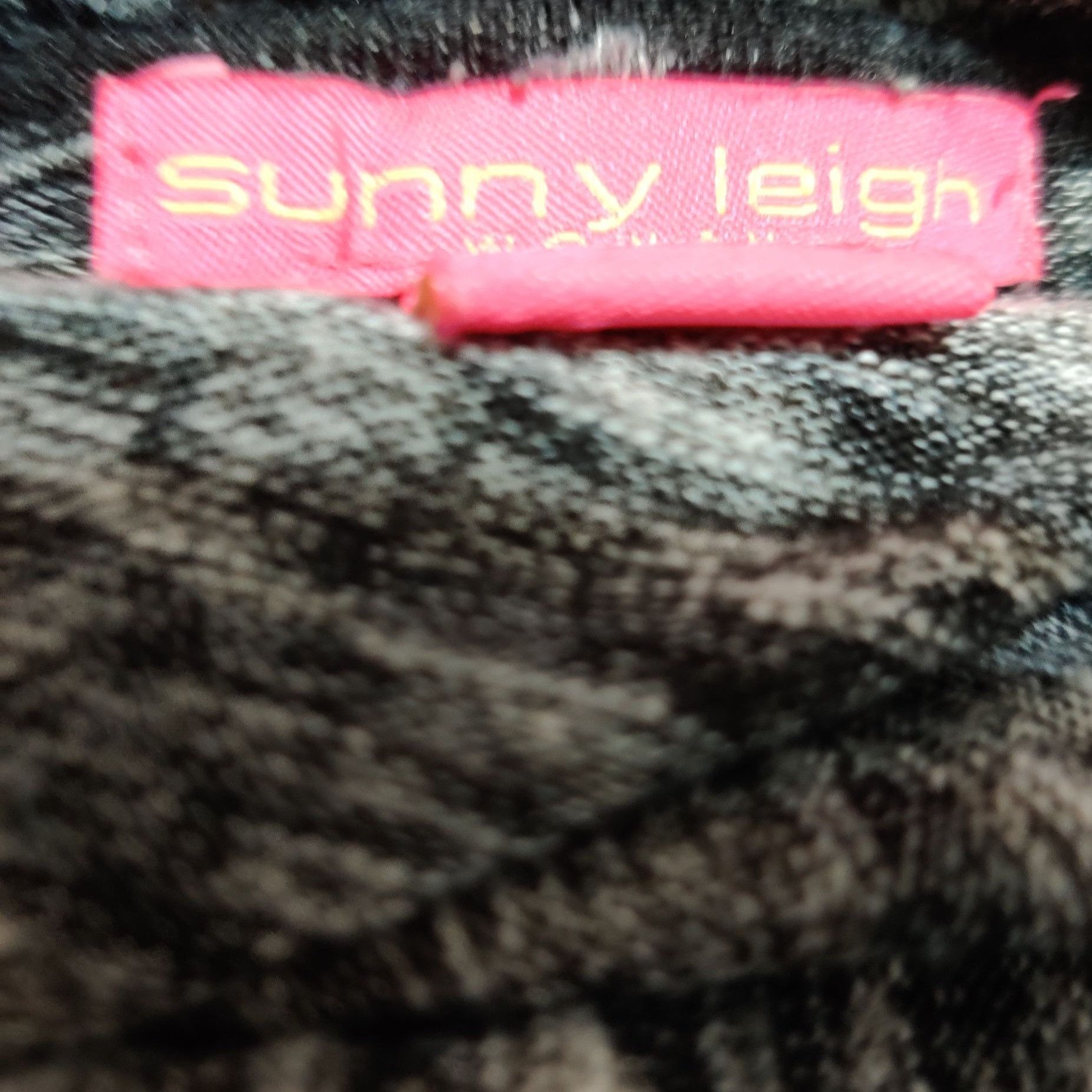 Other Sunny Leigh Plus Size 1X Black Gray Leopard Print Tunic Top Size XL / US 12-14 / IT 48-50 - 7 Thumbnail
