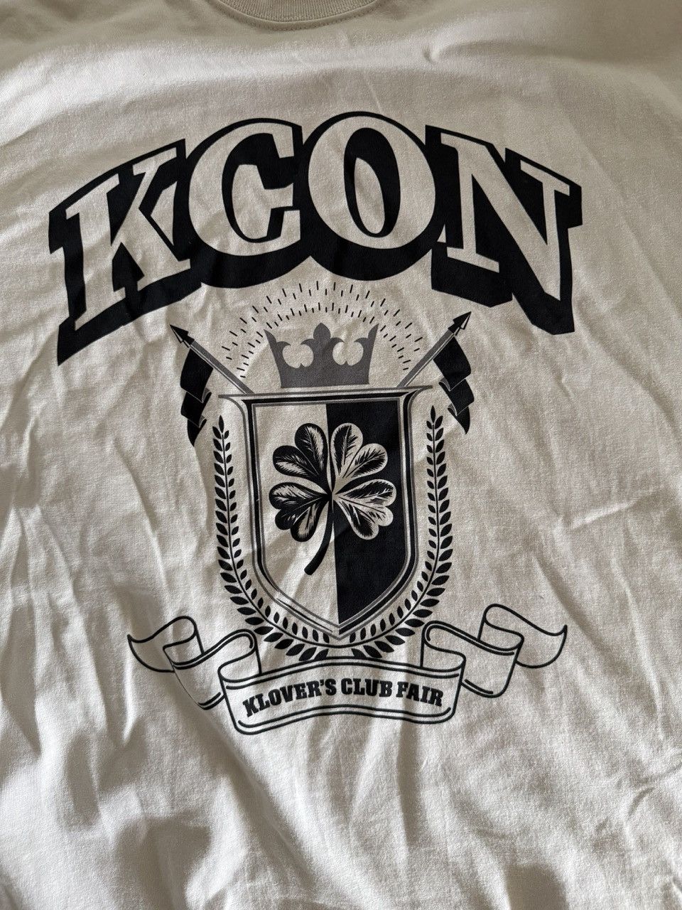 Other KCON LA 2025 - Official Klover's Club Fair Lineup T-Shirt Size US XL / EU 56 / 4 - 3 Thumbnail