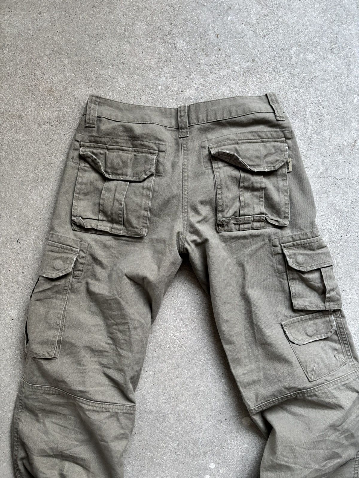 If Six Was Nine Vintage Neighbourhood Cargo Pants Flared Size US 27 - 9 Thumbnail