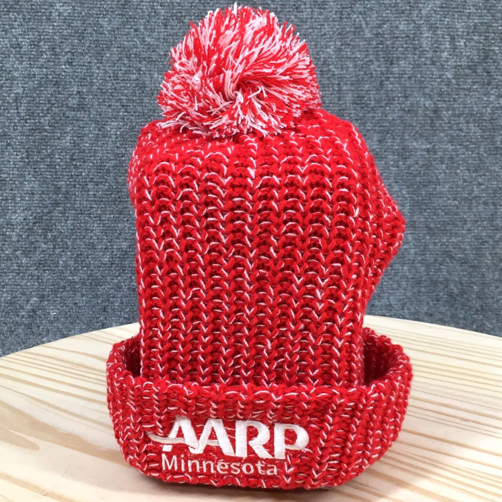Vintage Womens Red Knitted Beanie Hat One Size AARP Minnesota Winter Pompom Cuffed Size ONE SIZE - 2 Thumbnail