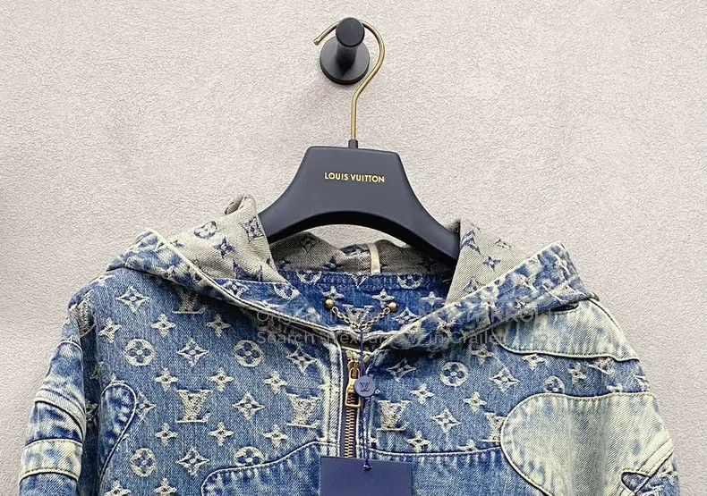 Louis Vuitton Louis Vuitton Patchwork presbyopic logo printed blue denim Size US M / EU 48-50 / 2 - 4 Thumbnail