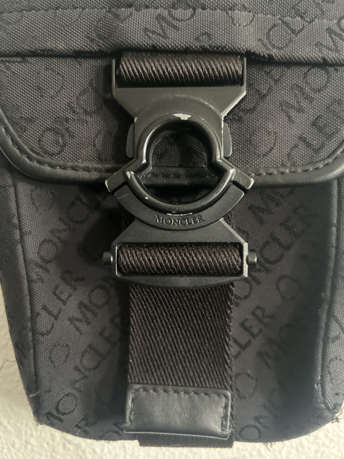 Moncler Moncler Spread Crossbody Bag Black Size ONE SIZE - 3 Thumbnail