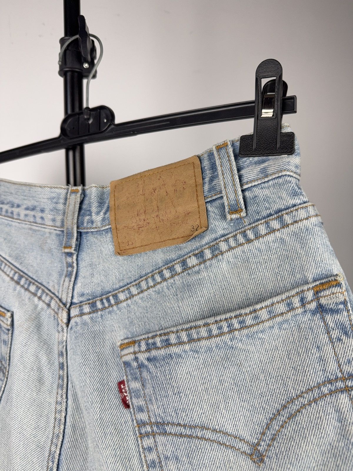 Levi's Vintage Clothing 90s Distressed Levi’s 501 Cut Off High Rise Denim Shorts Y2K Size 28" / US 6 / IT 42 - 9 Thumbnail