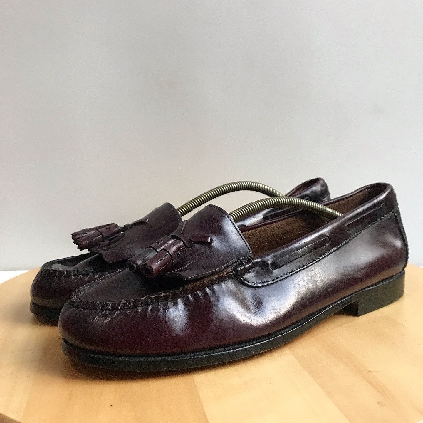 Bass × G.H. Bass & Co. × Vintage Vintage Bass Weejuns Penny Loafer Tassle Red Wine oxblood Size US 6.5 / EU 39-40 - 1 Thumbnail