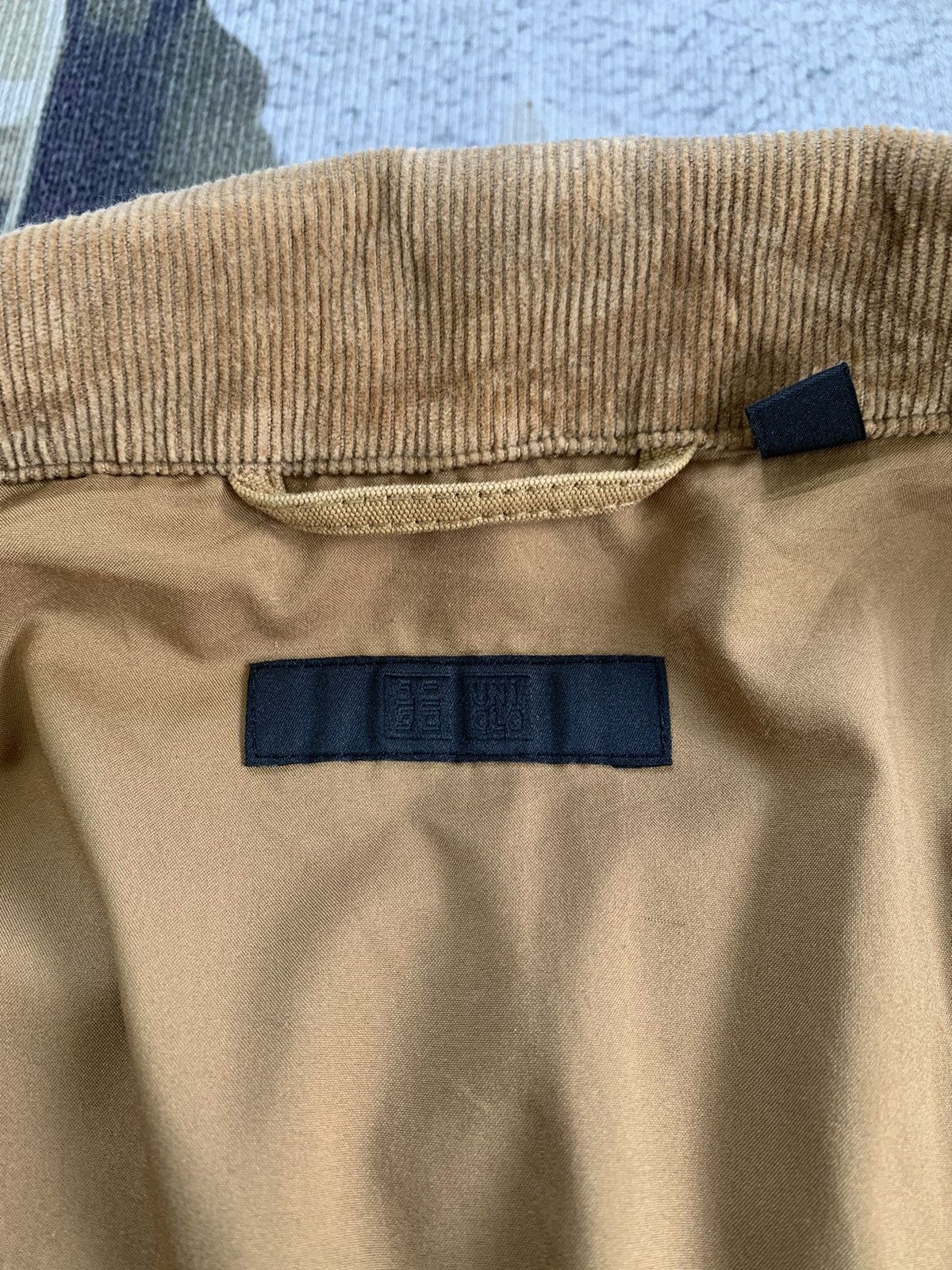 Uniqlo Uniqlo Outdoor Jacket Like Carhartt Style Size US XL / EU 56 / 4 - 14 Thumbnail
