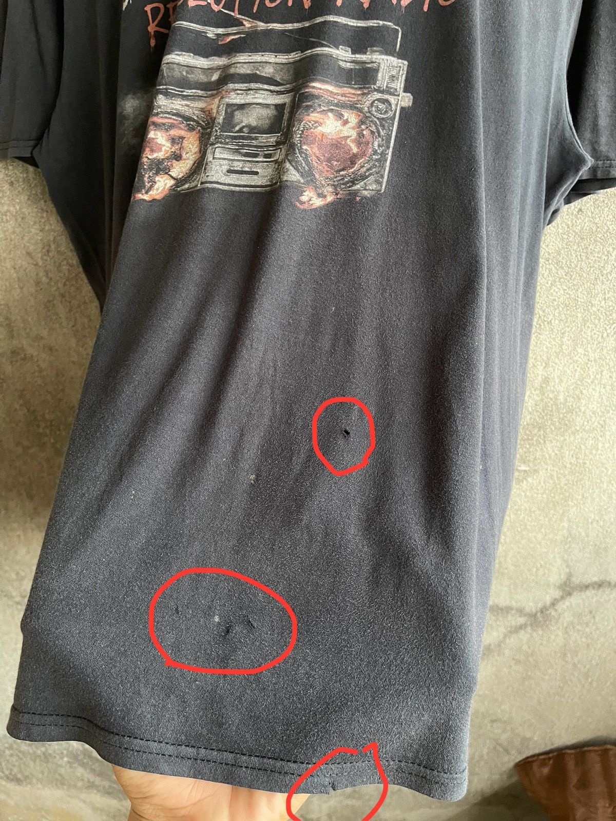 Band Tees Vintage💢GREEN DAY💢REVOLUTION RADIO TOUR 2017 Sun Faded Tee Size US XL / EU 56 / 4 - 7 Thumbnail