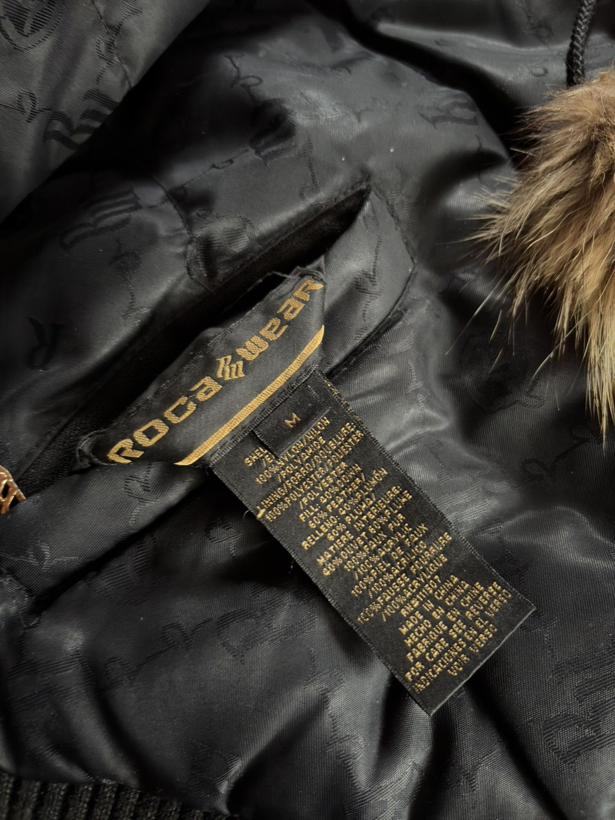 Rocawear 00s Rocawear Reversible Faux Fur Hooded Bomber Jacket M L Size M / US 6-8 / IT 42-44 - 20 Thumbnail