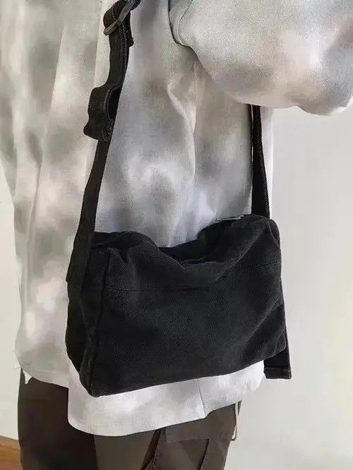 Japanese Brand Streetfashion ToteBag for Daily School/Work/Travel/ext... Size ONE SIZE - 1 Thumbnail