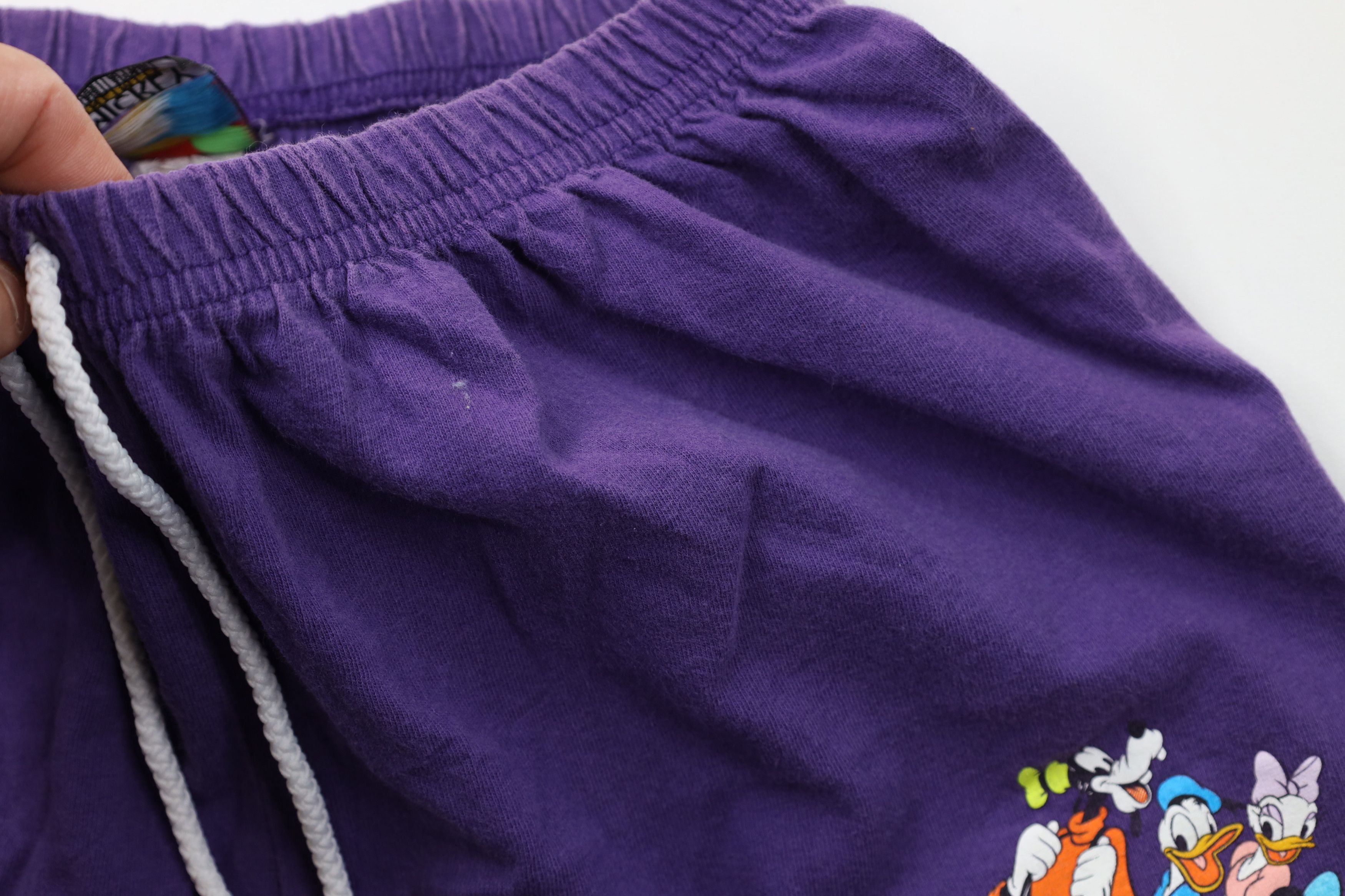 Disney Vintage 90s Disney Mickey Mouse and Friends Shorts Purple Size 26" / US 2 / IT 38 - 6 Thumbnail