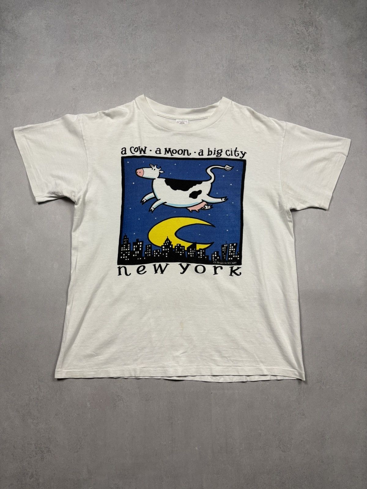 Vintage Vintage 90s New York Cow Moon Big City Art T Shirt USA Y2K L Size US L / EU 52-54 / 3 - 1 Thumbnail