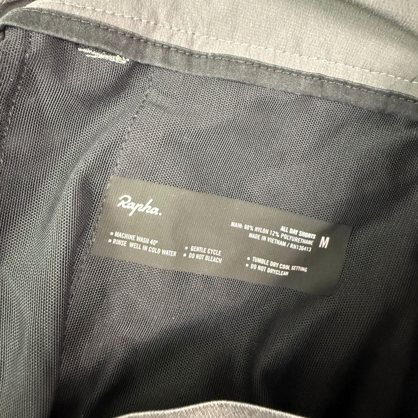 Rapha Rapha All Day Shorts Mens M Dark Gray Cycling 11" Stretch Quick Dry Chino Size US 31 - 3 Thumbnail