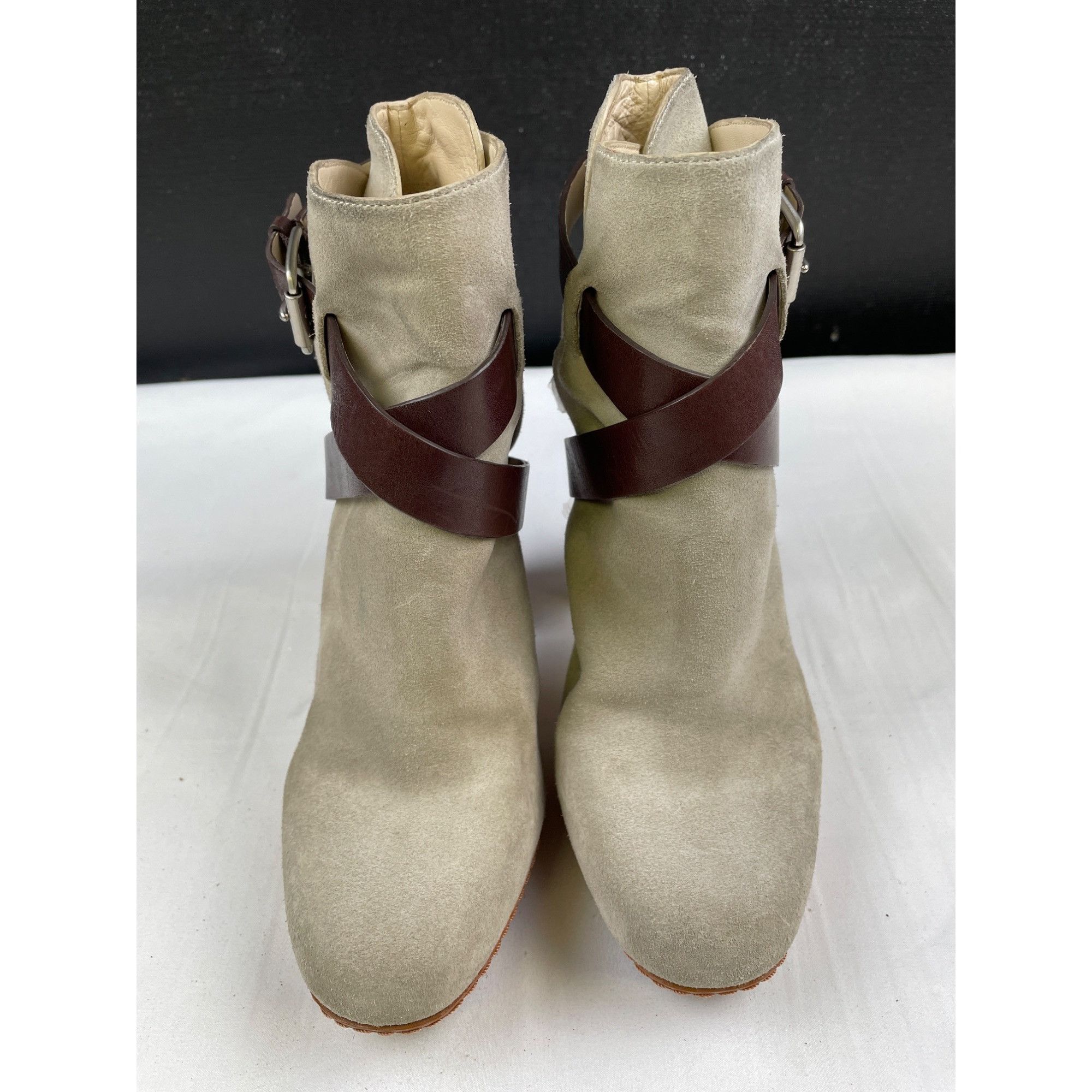 Michael Kors Michael Kors Women's Tan Suede Bootie Shoes/Heeled 4.5" Size Size US 6 / IT 36 - 1 Thumbnail