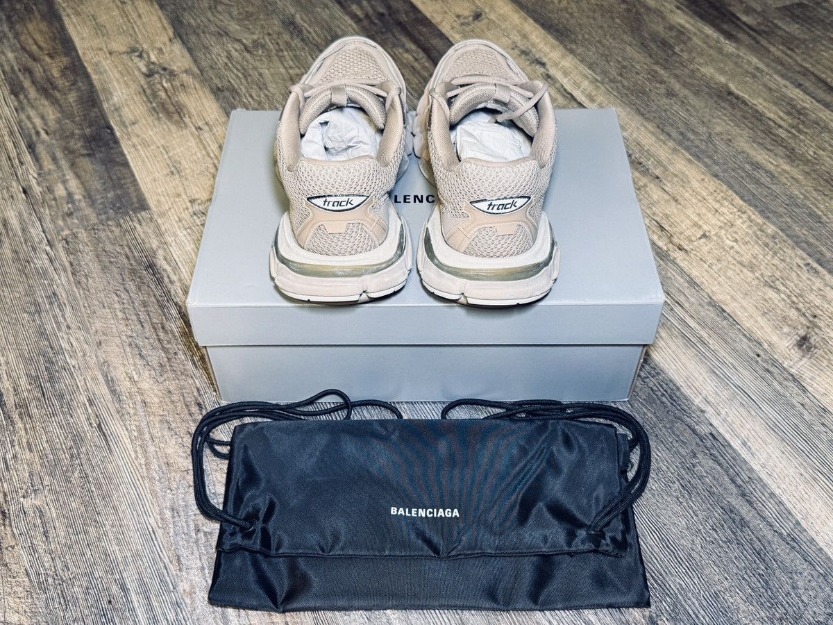 Balenciaga Balenciaga Track 3 Sneakers Tricolor Beige NIB EU 45/US 12 Size US 12 / EU 45 - 8 Thumbnail