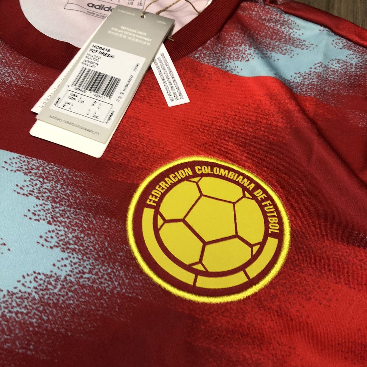 Adidas Colombia 22/23 training jersey (bnwt) Size US L / EU 52-54 / 3 - 3 Thumbnail