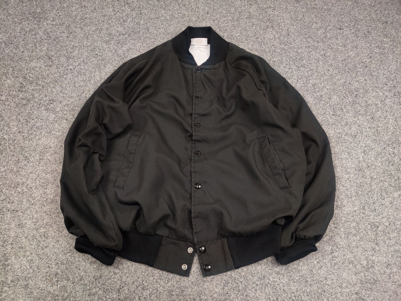 Vintage Vintage 90's Auburn USA Varsity Black Blank Bomber Jacket Size US M / EU 48-50 / 2 - 2 Thumbnail