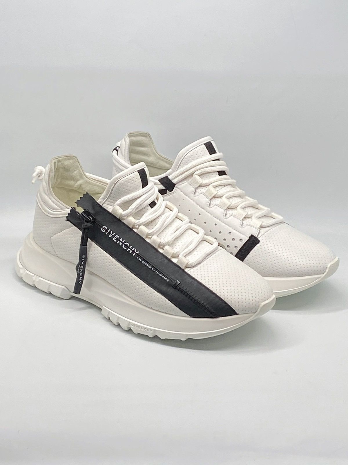 Givenchy Givenchy Spectre Logo Zip Runner Sneakers size 38.5 Size US 8.5 / IT 38.5 - 5 Thumbnail