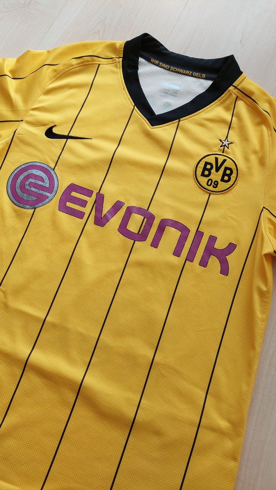 Nike × Vintage Soccer Jersey Nike Borussia Dortmund Patrick Owomoyela Size US S / EU 44-46 / 1 - 3 Thumbnail