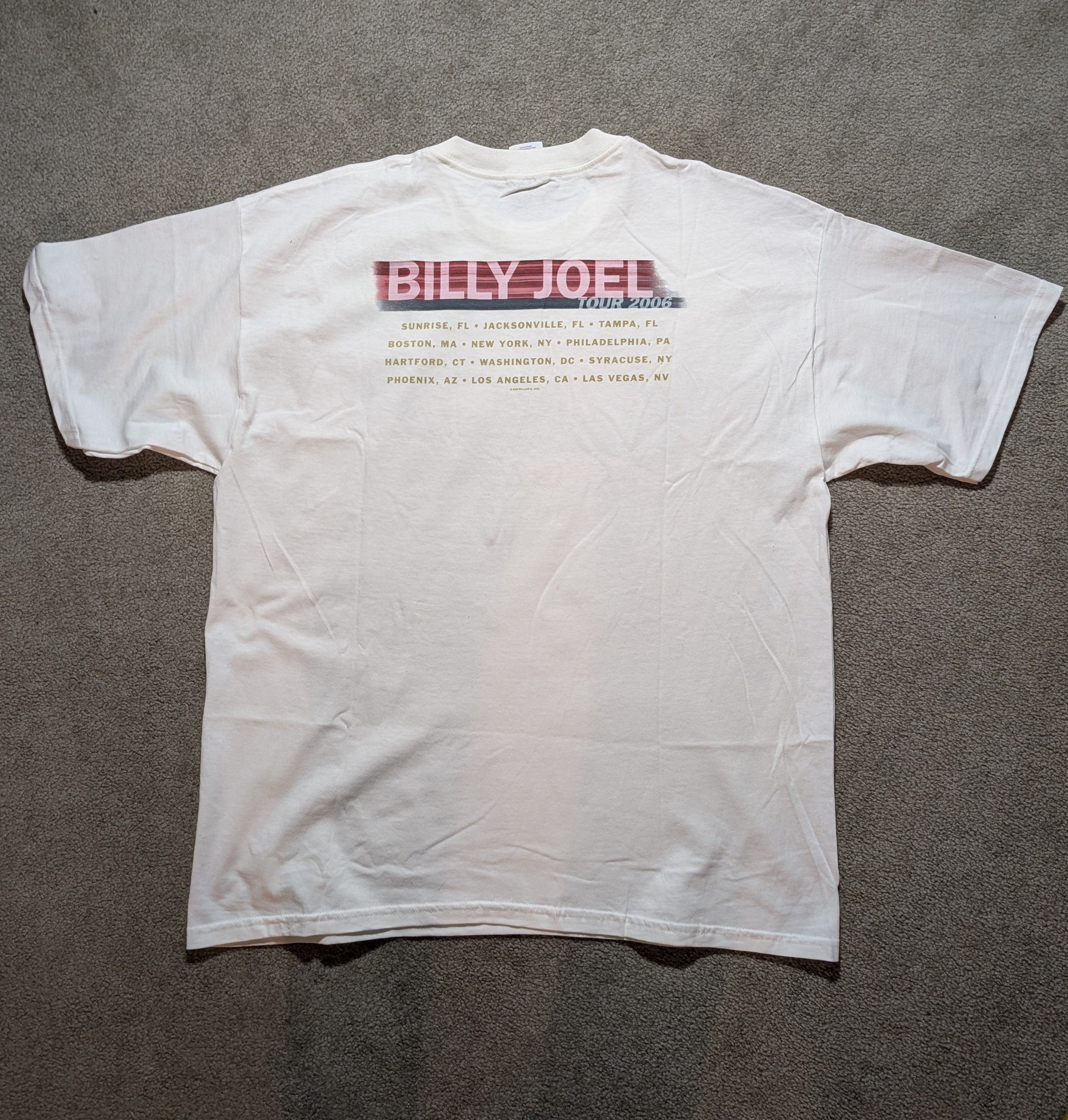 Gildan Brand New Billie Joel 2006 Tour Tee Shirt (XL) Size US XL / EU 56 / 4 - 6 Thumbnail