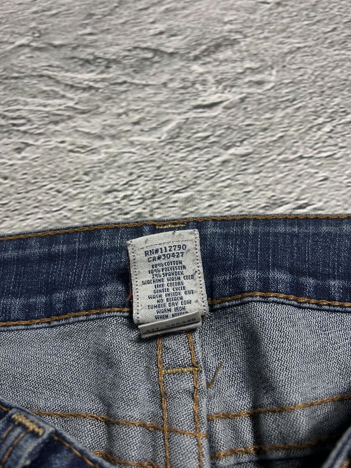 True Religion True Religion vintage blue jeans big logo painted bootcut Size US 30 / EU 46 - 8 Thumbnail