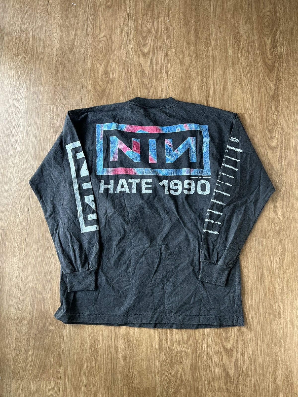 Band Tees Nine Inch Nails pretty hate machine faded black tshirt rare Size US XL / EU 56 / 4 - 2 Thumbnail