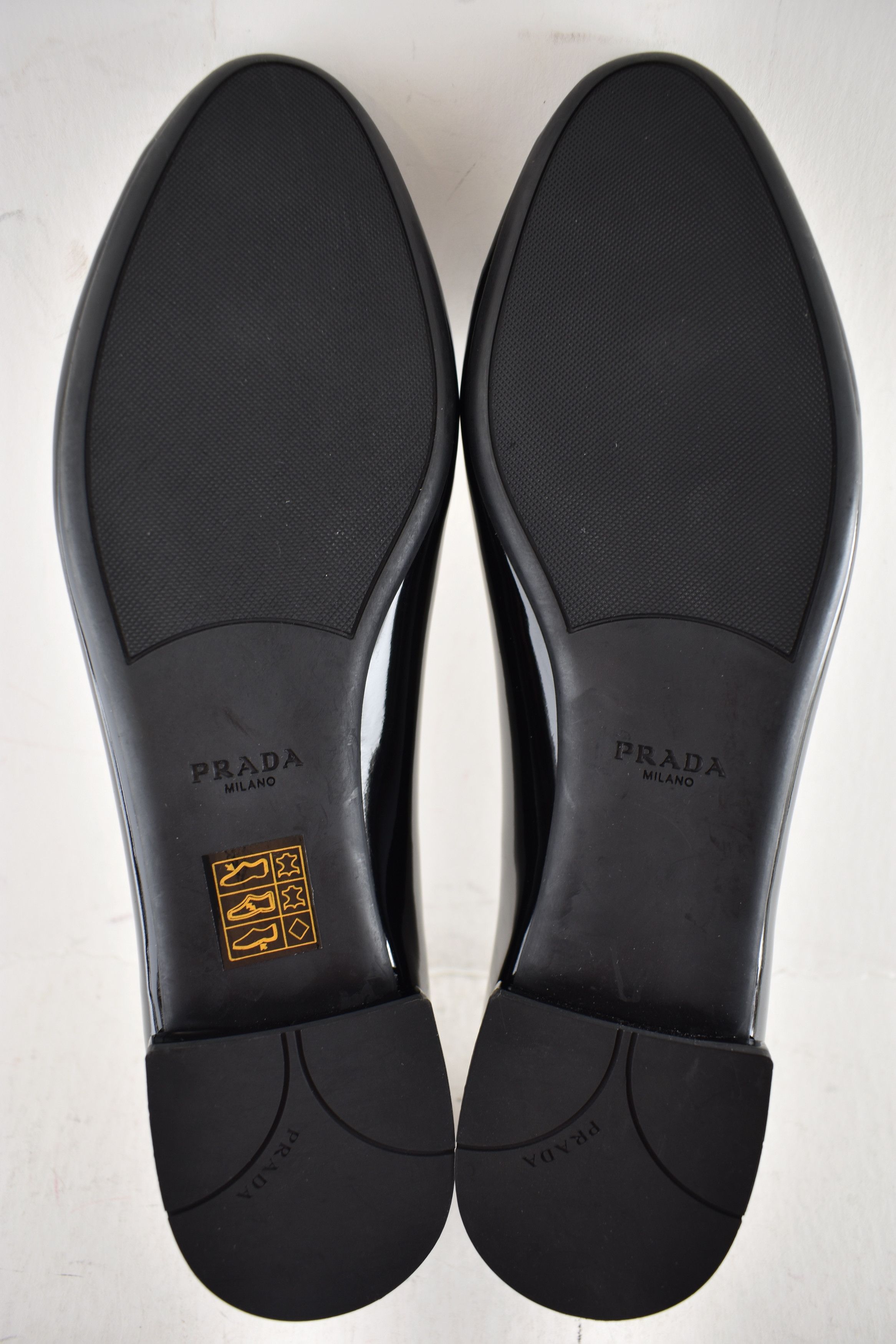 Prada Prada Patent Logo Classic Round Ballerina Ballet Flat 39 Size US 9 / IT 39 - 18 Thumbnail