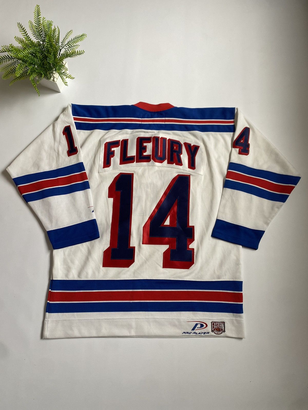 image of Nhl x Pro Player Vintage Pro Player New York Rangers Hockey Theo Fleury 14 in White (Size Large)