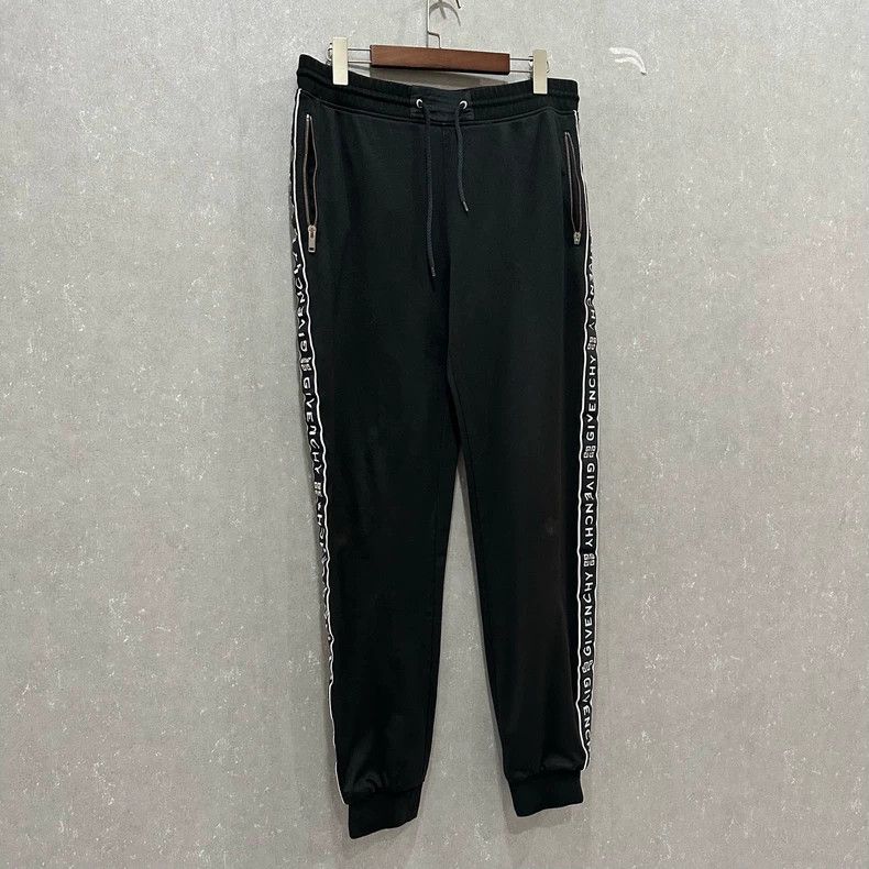 Givenchy Givenchy SizeL Side logo sweatpants size L S Size US 32 / EU 48 - 3 Thumbnail