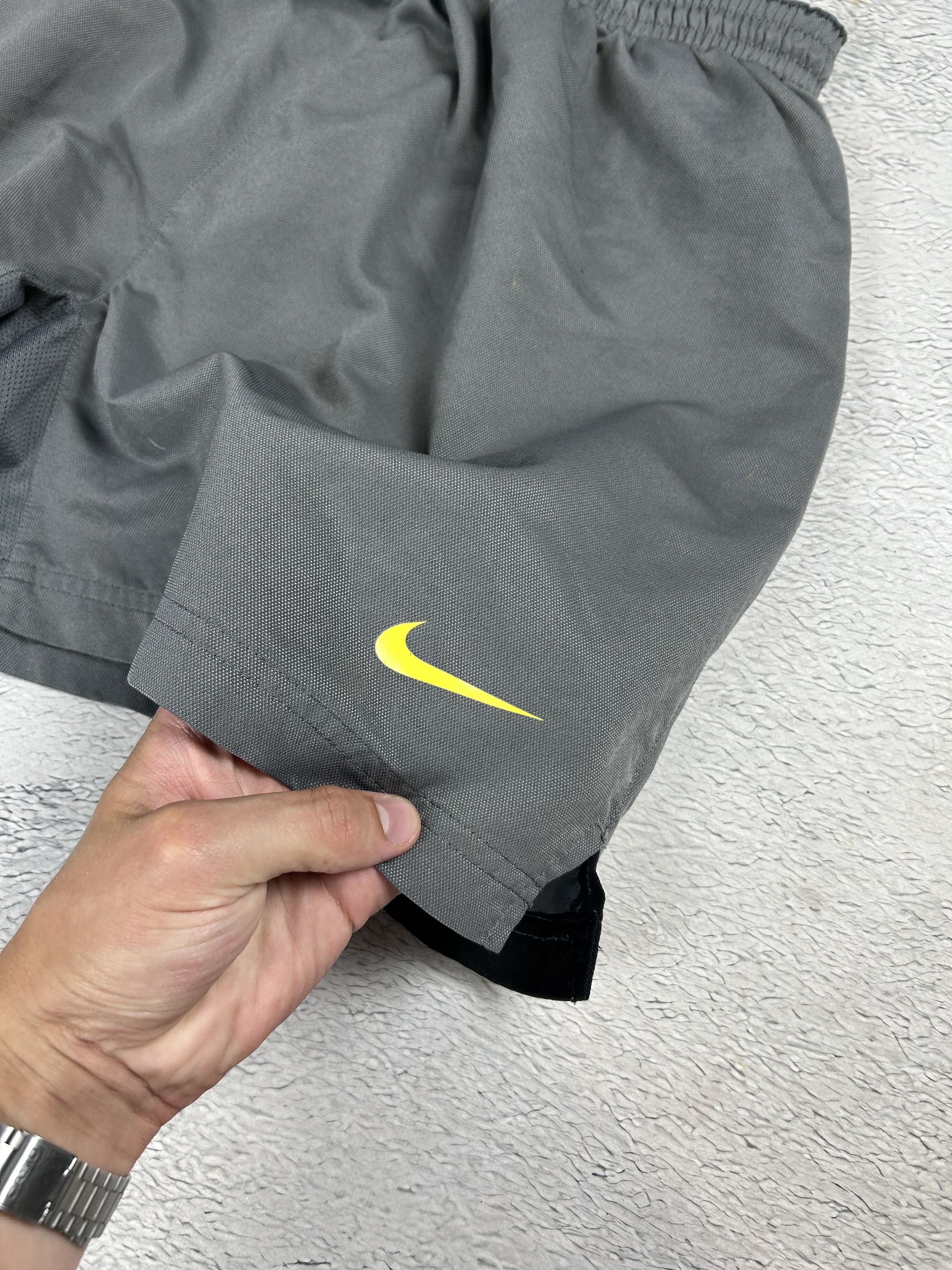 Nike × Nike ACG × Vintage Vintage Nike Nylon shorts Parachute Streetwear Drill Size US 36 / EU 52 - 2 Thumbnail