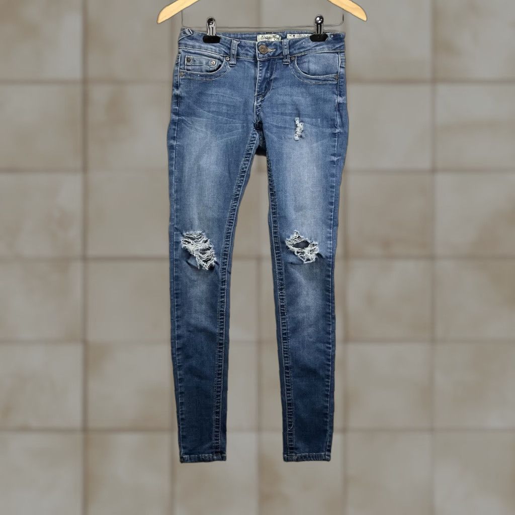 Vintage VINTAGE Indigo Rein Women's Jeans Size 3 Skinny Low Rise Distressed Blue Denim Tapered Grunge Size 26" / US 2 / IT 38 - 1 Thumbnail