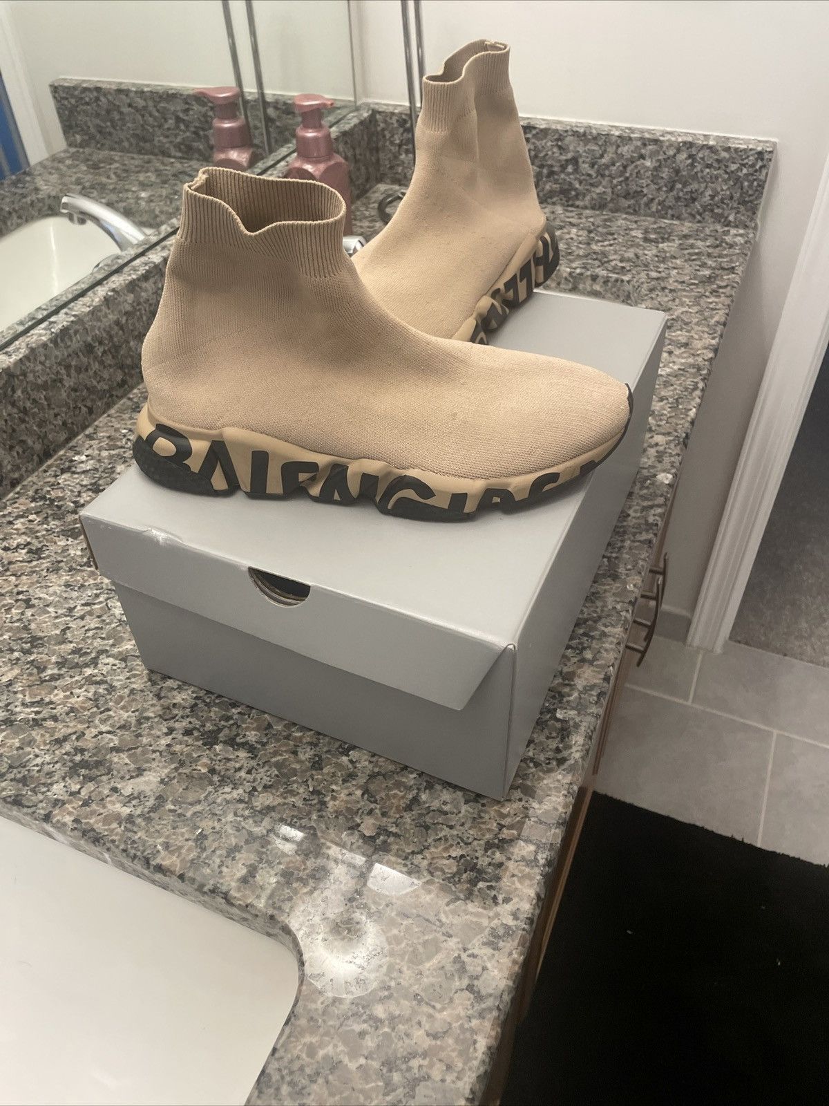 Balenciaga Balenciaga speed beige Size US 9 / EU 42 - 6 Thumbnail