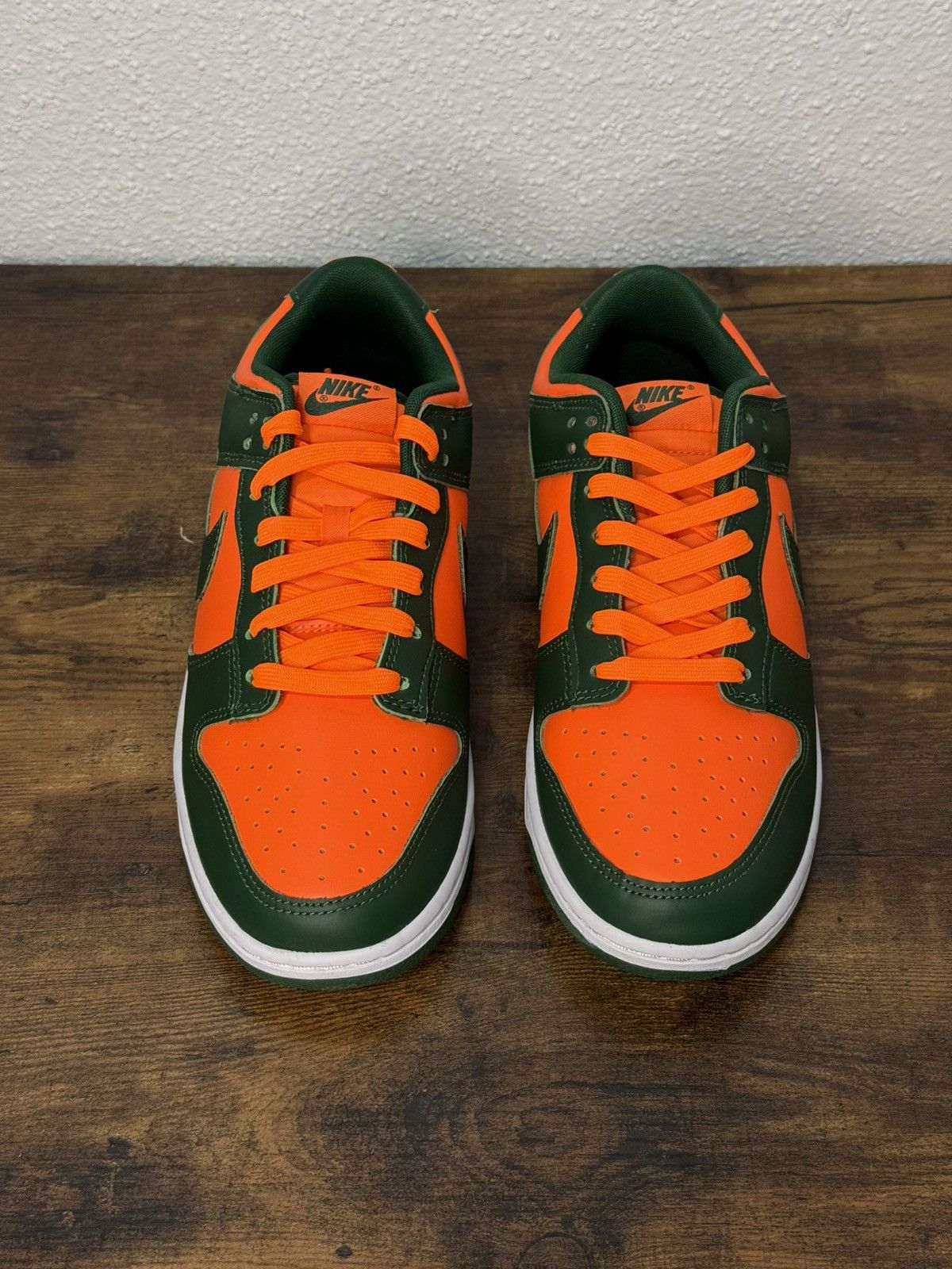 Nike Nike Dunk Low Miami Hurricanes size 9 Size US 9 / EU 42 - 2 Thumbnail