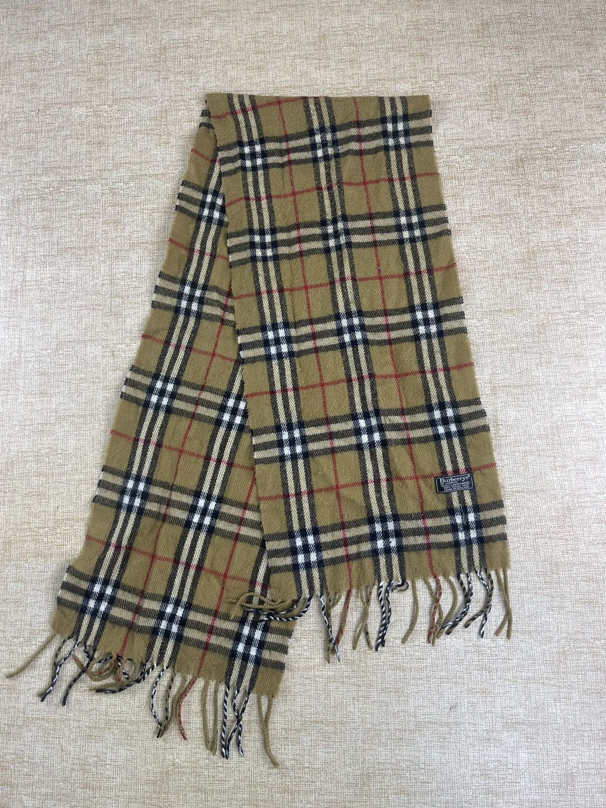 Burberry × Vintage Vintage BURBERRYS ENGLAND Lambswool Scarf/Muffler/Neckwear Size ONE SIZE - 1 Thumbnail
