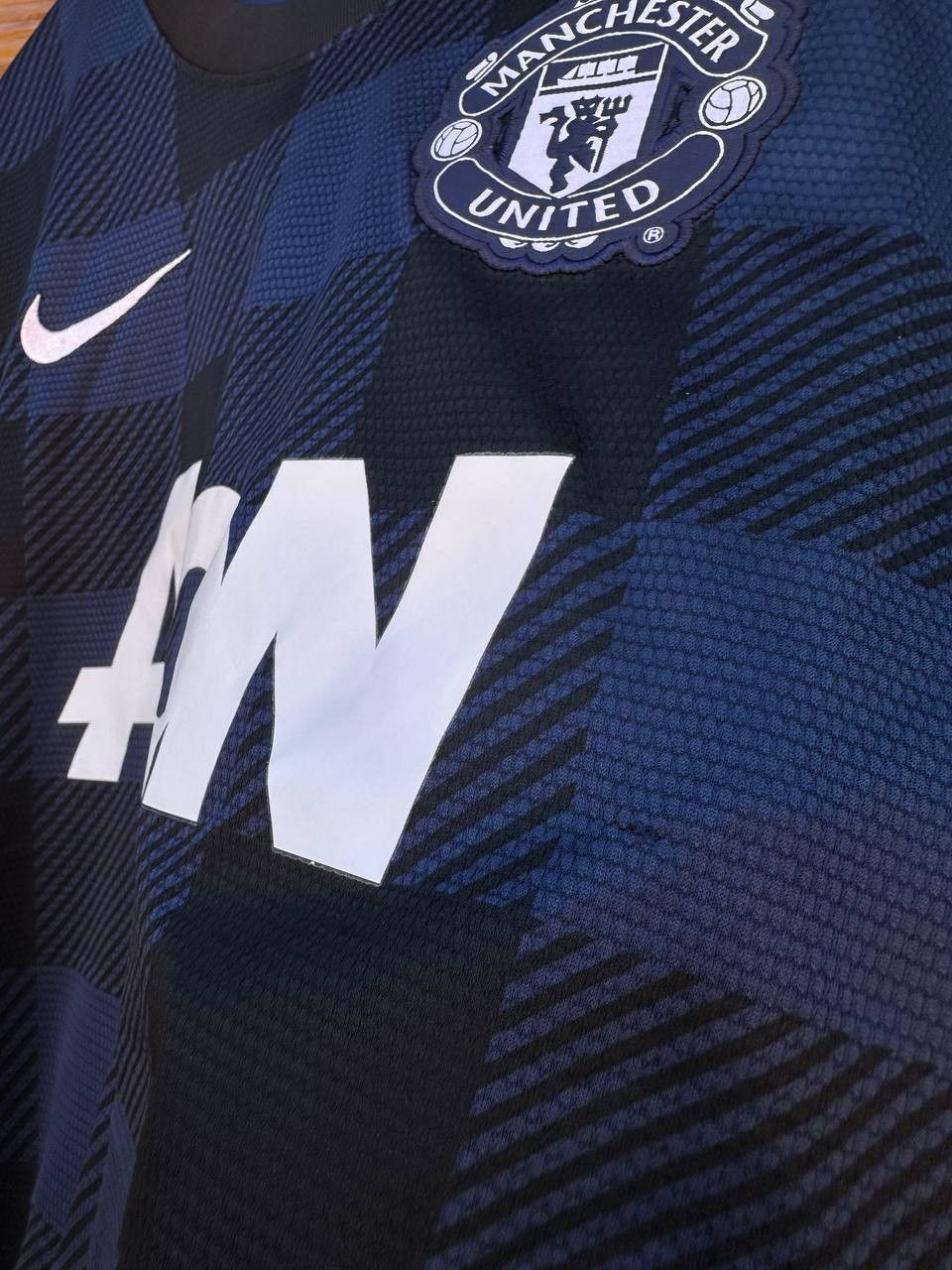 Nike Authentic Manchester United Home Soccer Jersey Nike AON Size US L / EU 52-54 / 3 - 4 Thumbnail