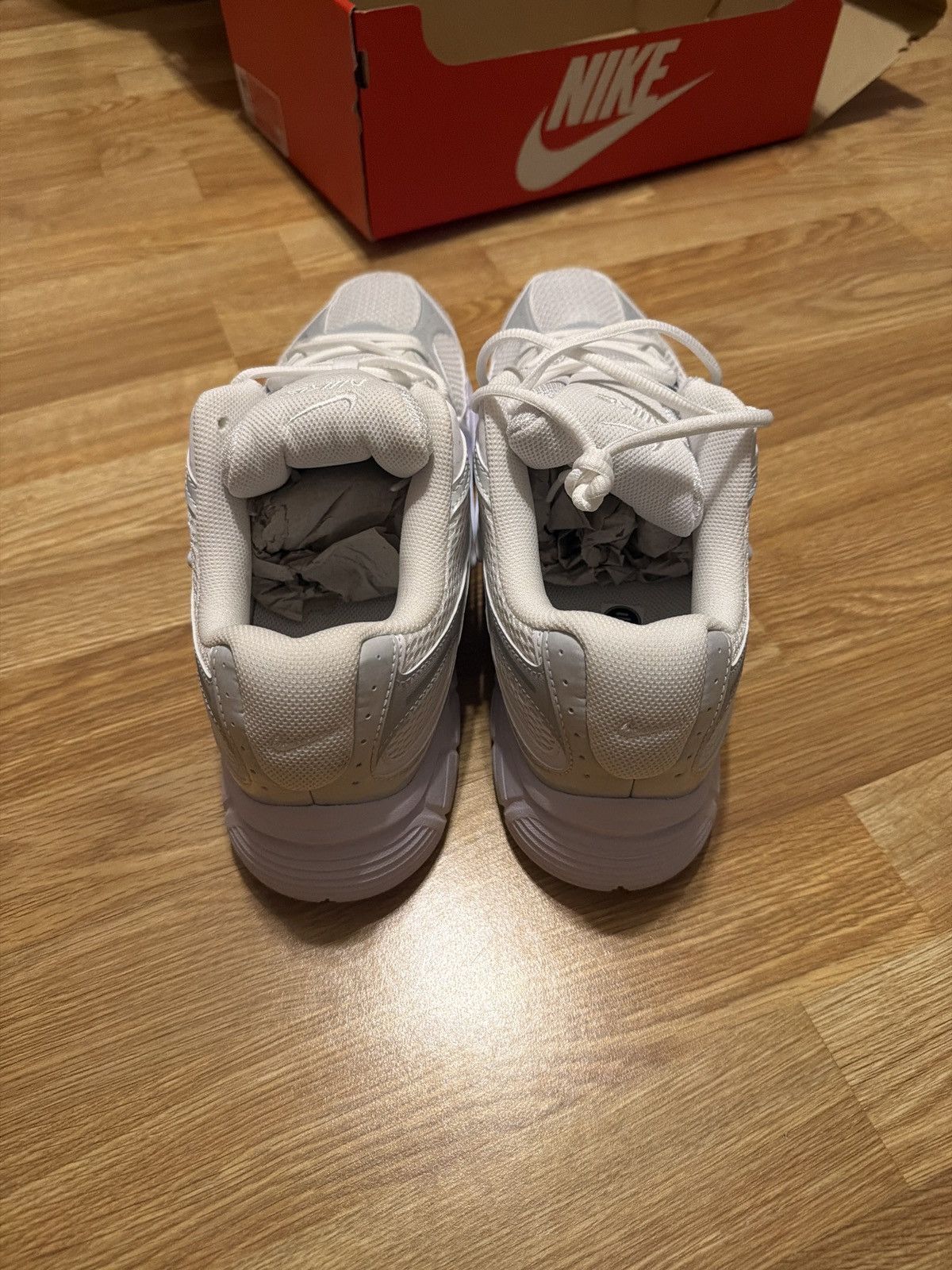 Nike Nike V5 RNR Size US 13 / EU 46 - 5 Thumbnail